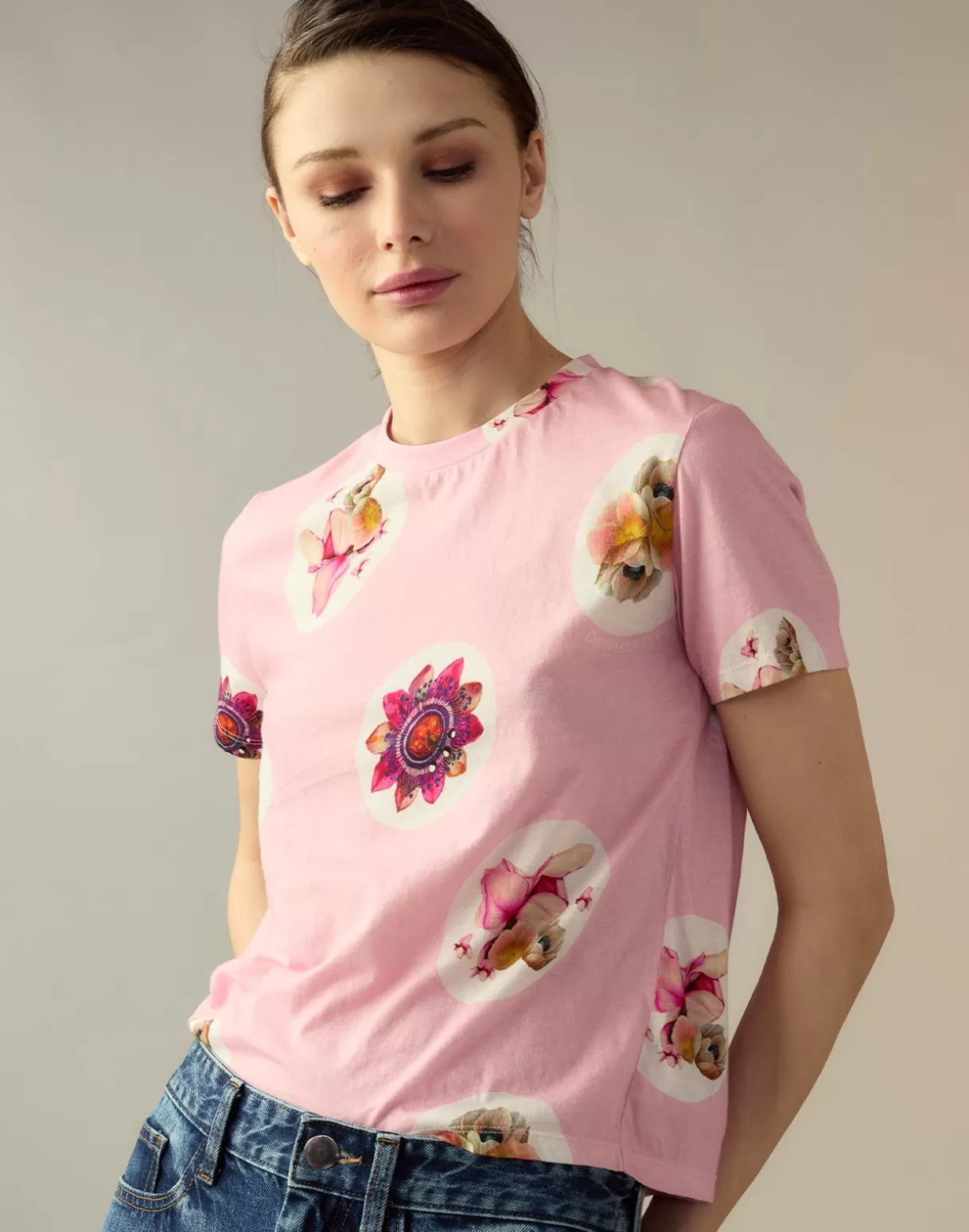 Hot Bloom Tee TOPS