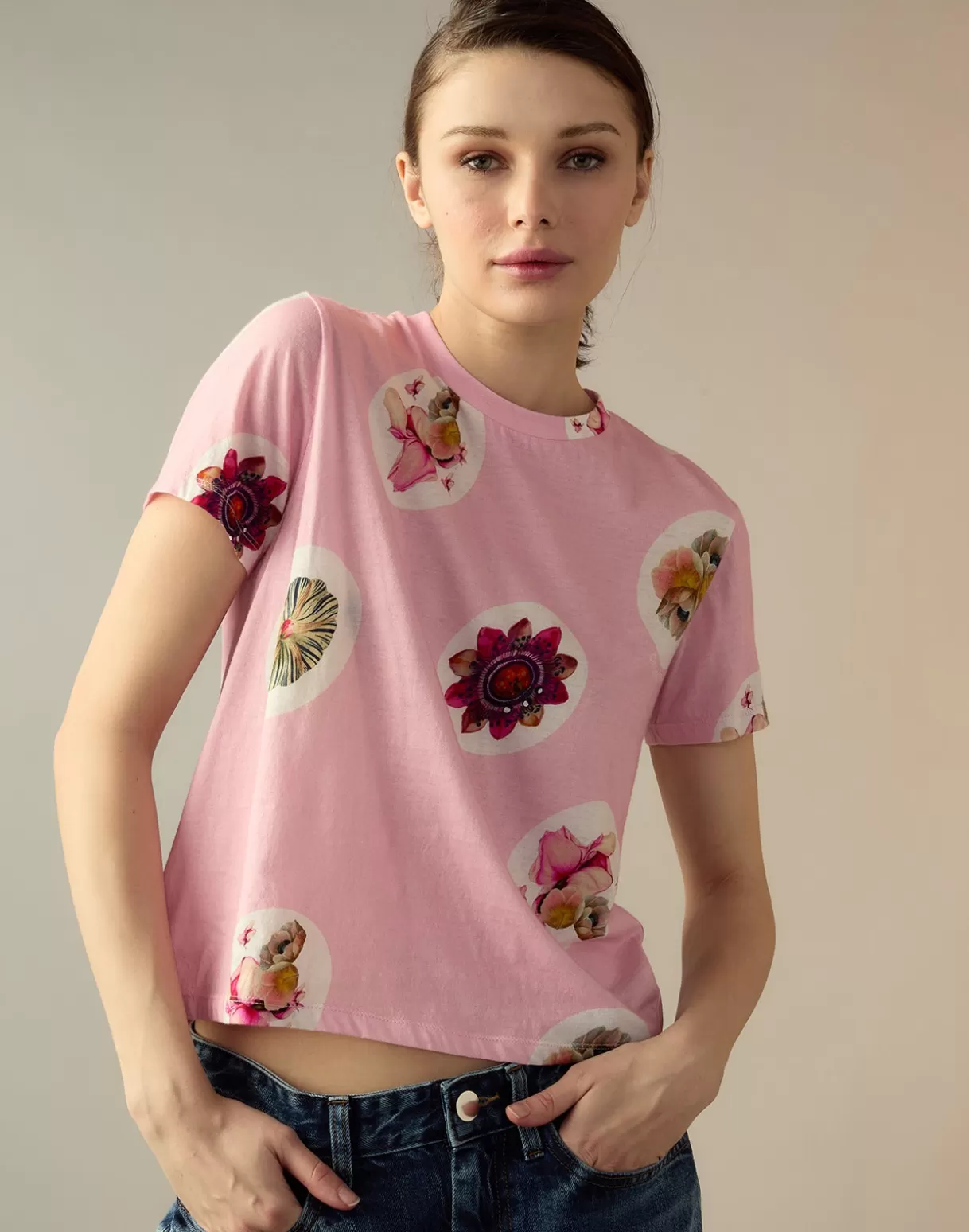 Hot Bloom Tee TOPS