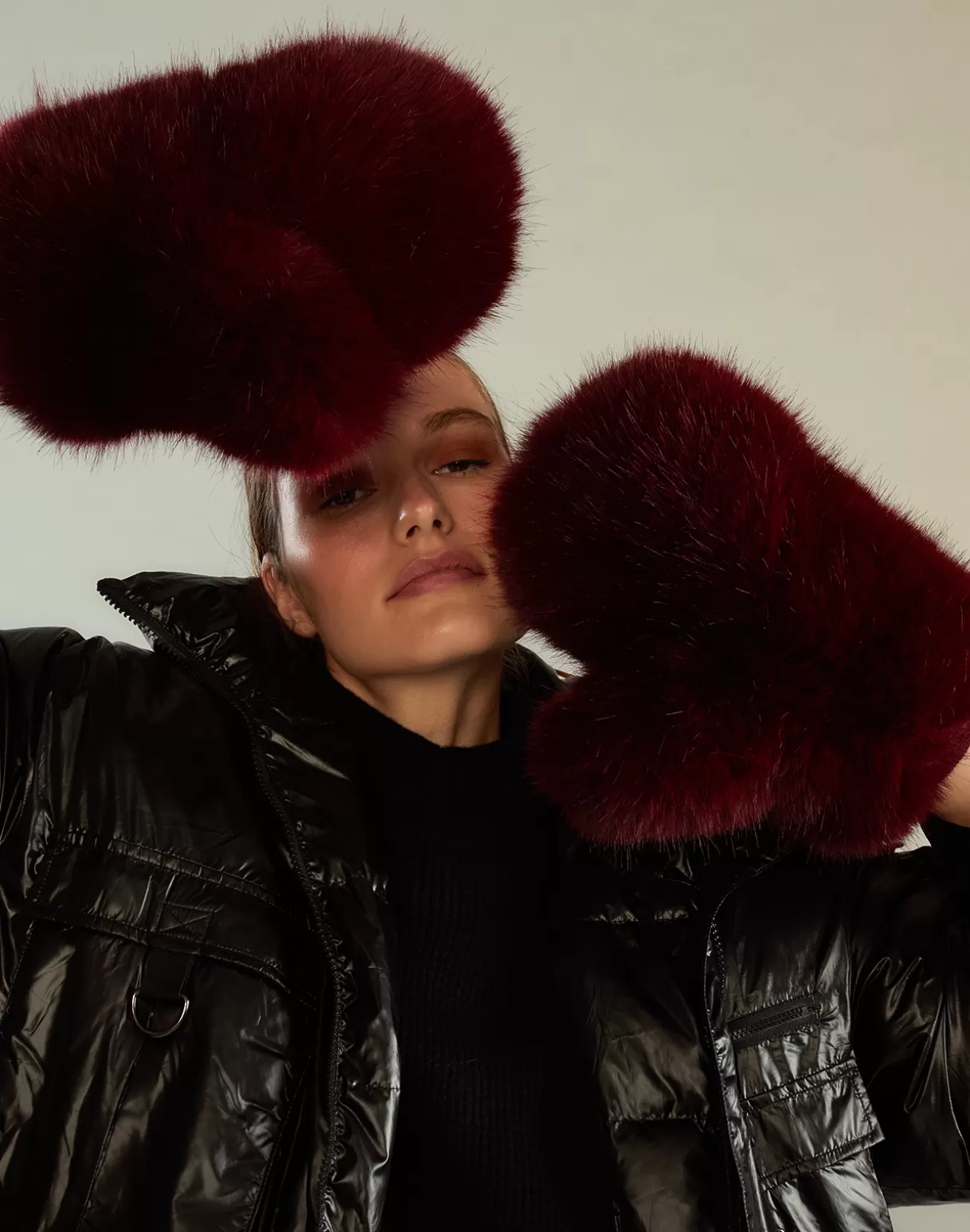 Hot Faux Fur Oversized Mittens SNOW | ACCESSORIES & GIFTS