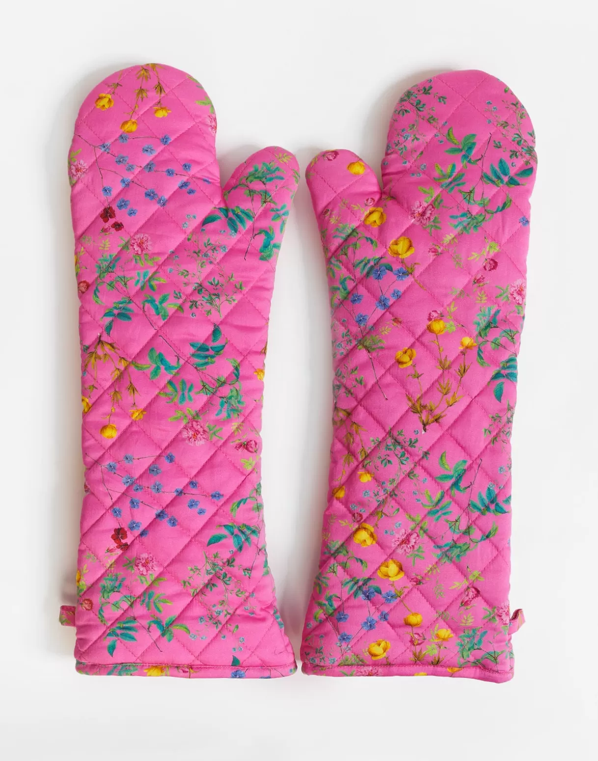 Hot Quilted Oven Mitts HOME